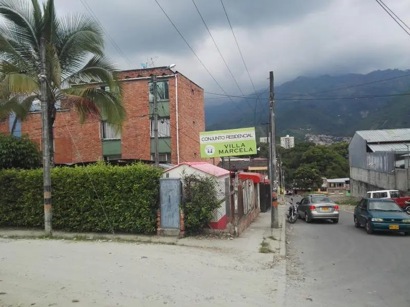 APARTAMENTO en VENTA en URB VILLA MARCELA PISO 3 — 2