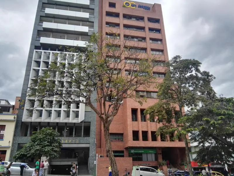 OFICINA en VENTA en CÁMARA DE COMERCIO PISO 3 — 4