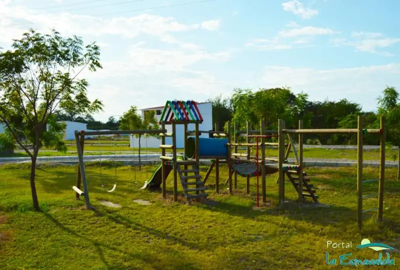 LOTE en VENTA en LOTES PORTAL LA ESMERALDA — 3