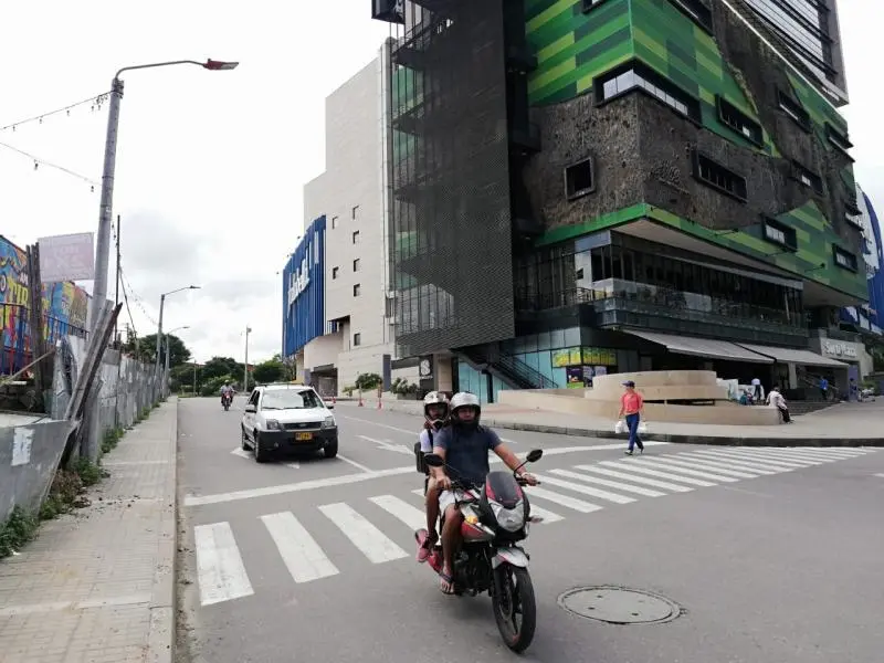 LOCAL en VENTA en CENTRO COMERCIAL ACQUA PISO 3 — 3