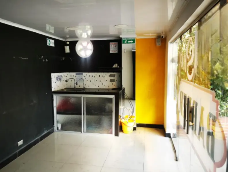 LOCAL en VENTA en MIRADOR DEL GUABINAL LOCAL 1 Y 2 — 4