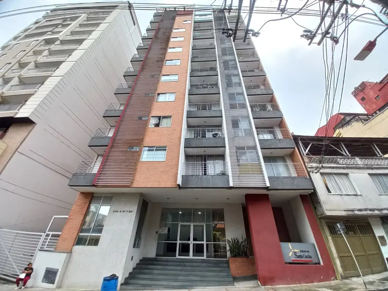 APARTAMENTO en VENTA en ALTOS DE SANTA CECILIA PISO 9