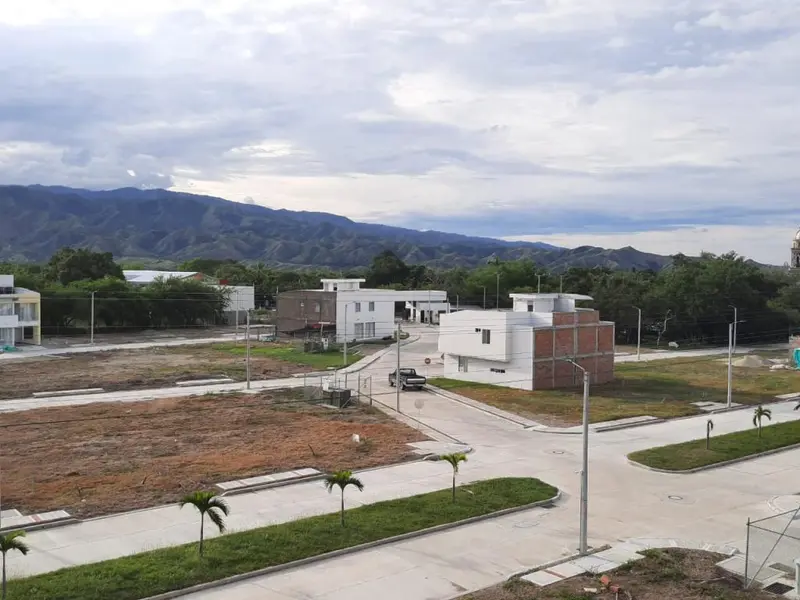 LOTE en VENTA en CLUB RESIDENCIAL EL TESORO — 2