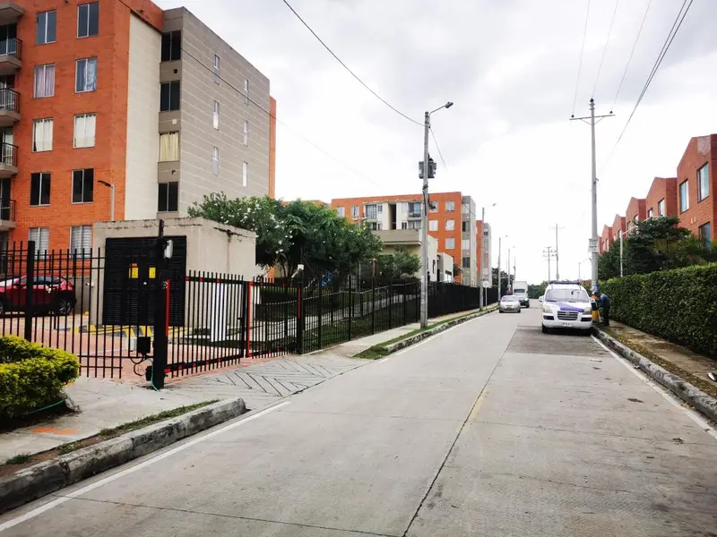 APARTAMENTO en VENTA en C.R ARBOLEDA DEL CAMPESTRE TOTUMO PISO 5 SIN ASCEN — 3