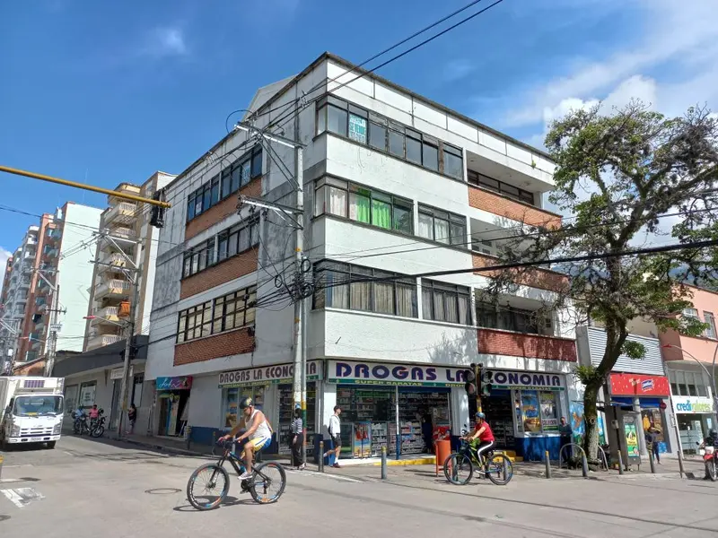 APARTAMENTO en VENTA en EDIFICIO LOMBO BONILLA PISO 4