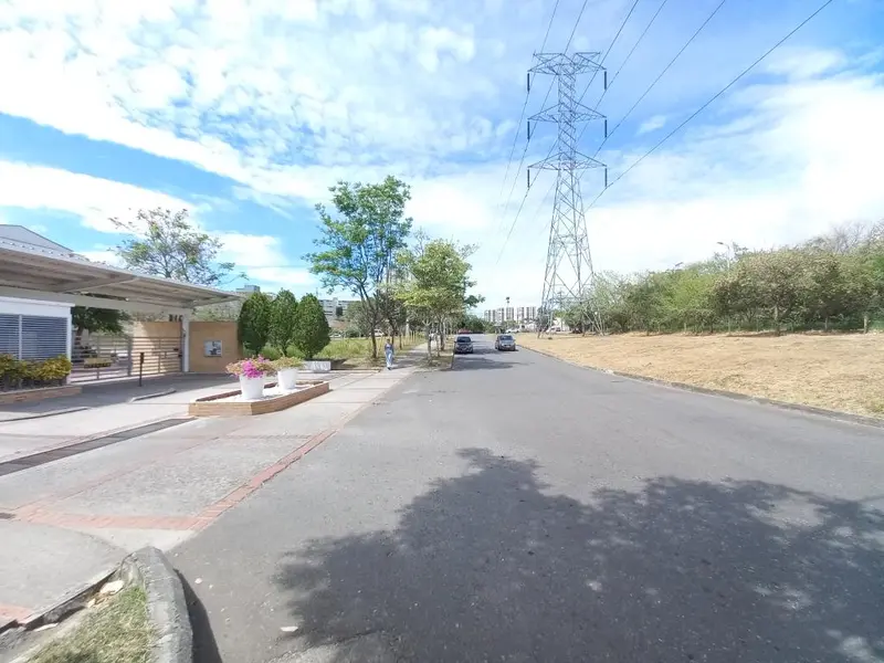LOTE en VENTA en CONJUNTO LA SAMARIA — 2