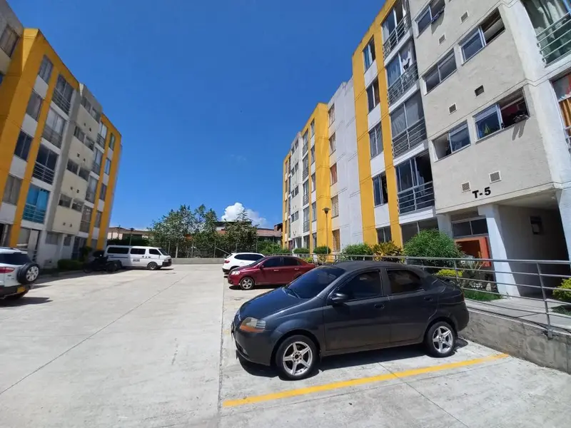 APARTAMENTO en VENTA en RESERVAS DE SAN FERMIN PISO 4 SIN ASCENSOR — 3