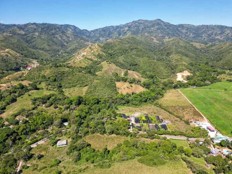 FINCA en VENTA en FINCA LA CASTELLANA - VEREDA EL CURAL KM 8 — 5