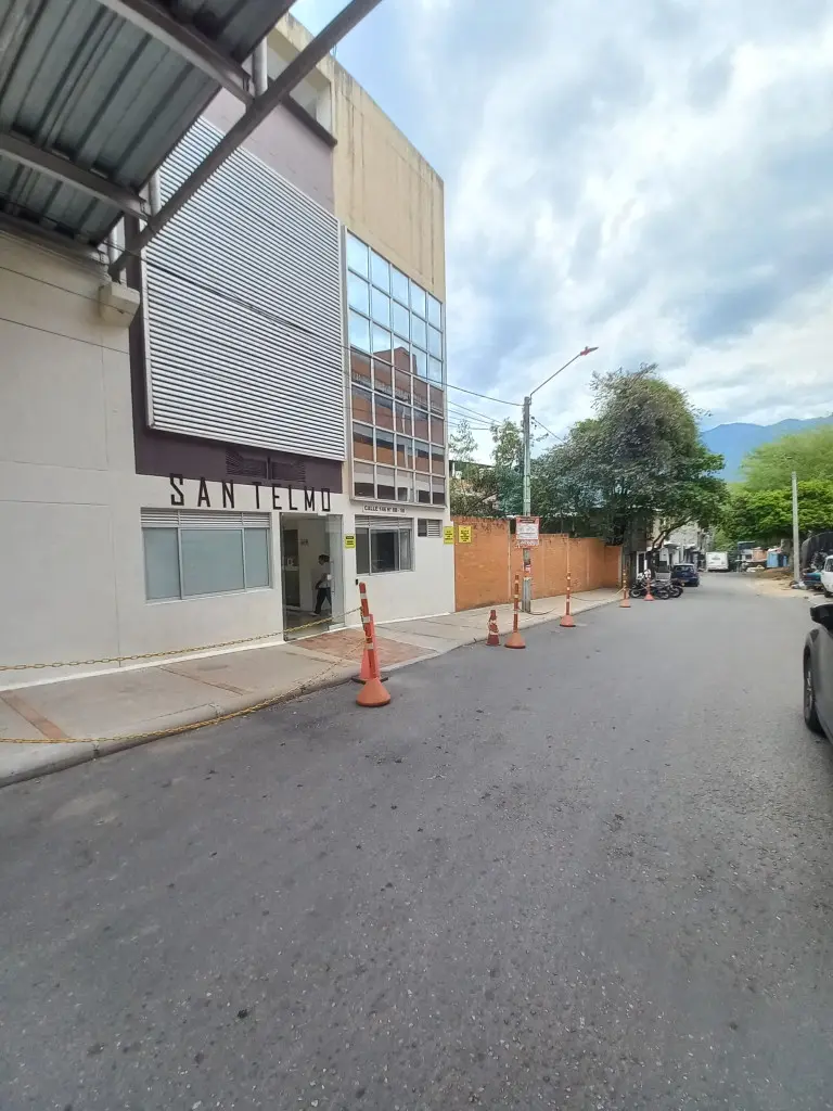 APARTAMENTO en ARRIENDO en CONJUNTO RESIDENCIAL SANTELMO PISO 1 — 3