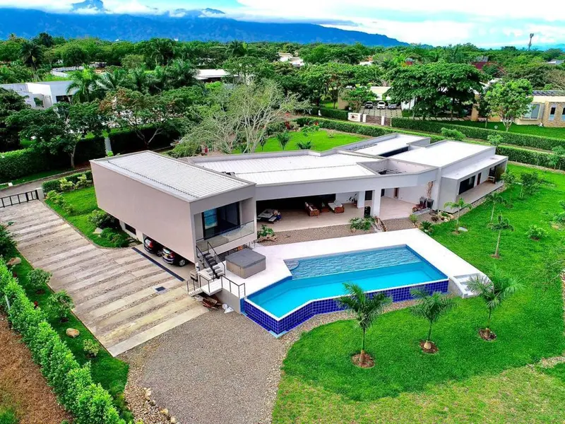 CASA CAMPESTRE en VENTA en HACIENDA LAS VICTORIAS