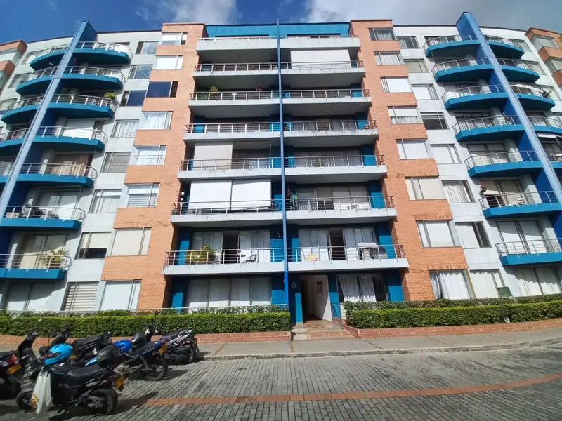 APARTAMENTO en VENTA en CONJUNTO TOSCANA PISO 5 — 5
