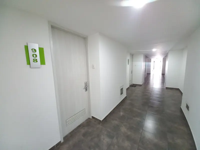 APARTAESTUDIO en ARRIENDO en EDIFICIO FRONTERA PISO 9 AMOBLADO — 5