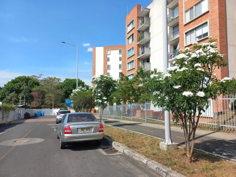 APARTAMENTO en VENTA en CONJUNTO RESIDENCIAL MALACA PISO 4 — 2
