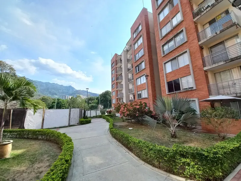 APARTAMENTO en VENTA en CONJUNTO RESIDENCIAL MALACA PISO 4 — 5