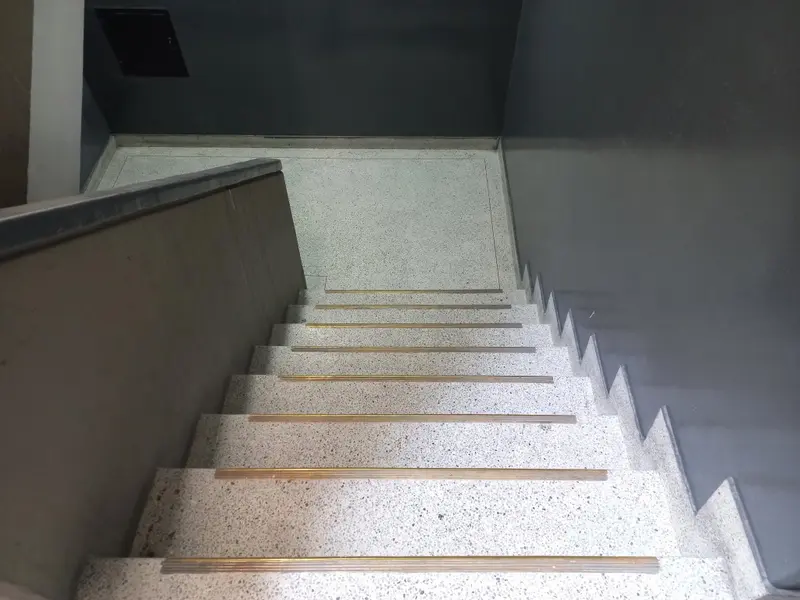 APARTAMENTO en VENTA en EDIFICIO JARAMILLO PISO 4 SIN ASCENSOR — 3