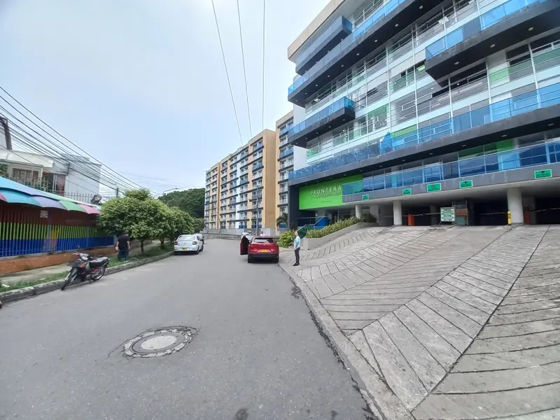 APARTAESTUDIO en ARRIENDO en EDIFICIO FRONTERA PISO 7 — 2