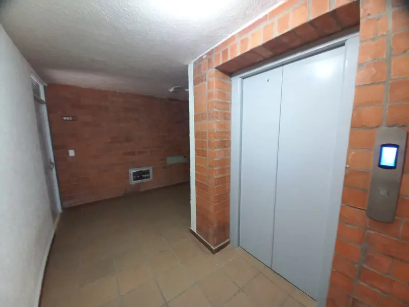 APARTAMENTO en VENTA en CONJUNTO RESIDENCIAL SAN DIEGO PISO 8 — 5