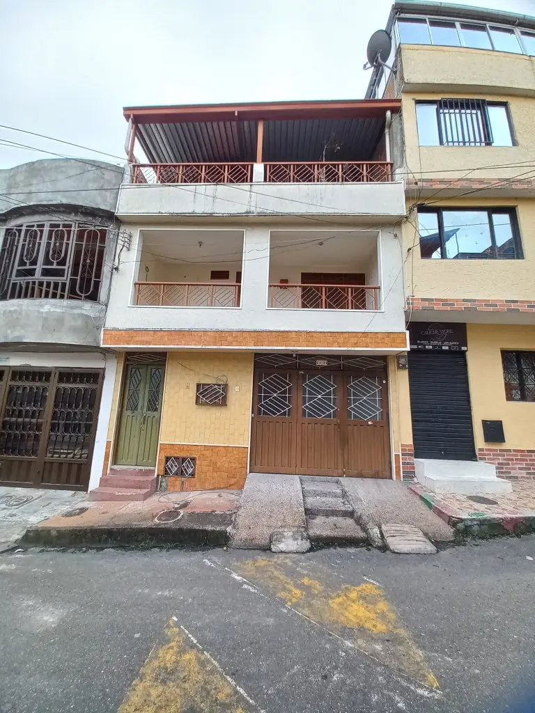 APARTAMENTO en VENTA en NACIONAL PISO 1 — 3