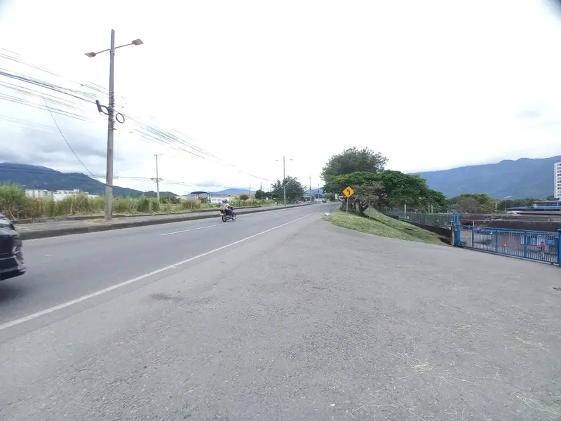 BODEGA en VENTA en BODEGA- AVENIDA MIROLINDO