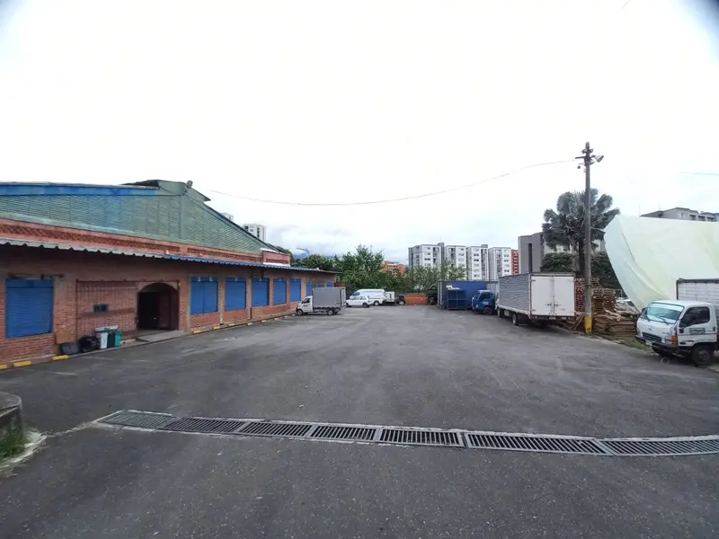 BODEGA en VENTA en BODEGA- AVENIDA MIROLINDO — 5