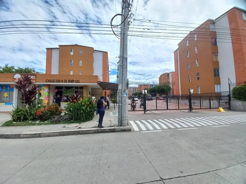 APARTAMENTO en VENTA en ARBOLEDA CAMPESTRE ALMENDRO PISO 2 SIN ASCENSOR — 2