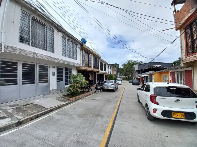CASA en VENTA en URBANIZACION VASCONIA — 2