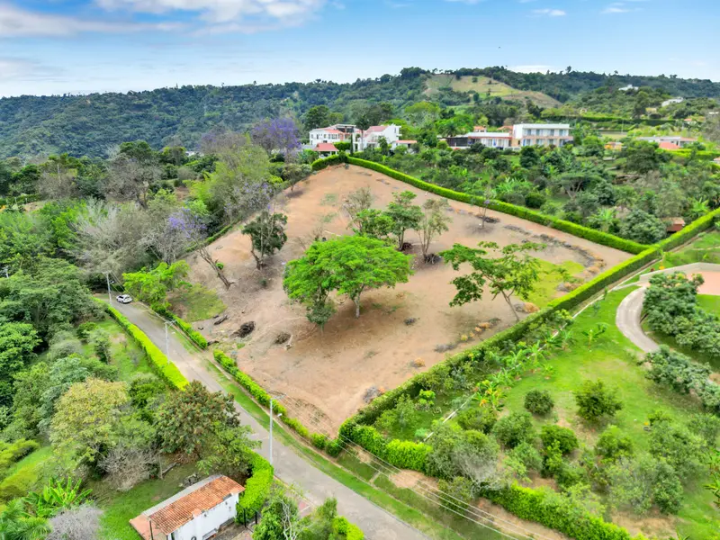LOTE en VENTA en CONDOMINIO CAMPESTRE LOMA DE PALMA — 3
