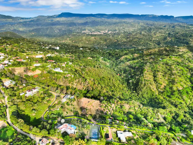 LOTE en VENTA en CONDOMINIO CAMPESTRE LOMA DE PALMA — 4