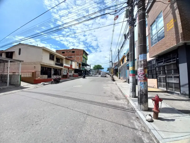 LOCAL en ARRIENDO en TOPACIO — 3
