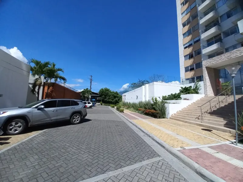 APARTAMENTO en VENTA en EDIFICIO TORRE RFP PISO 20 — 3