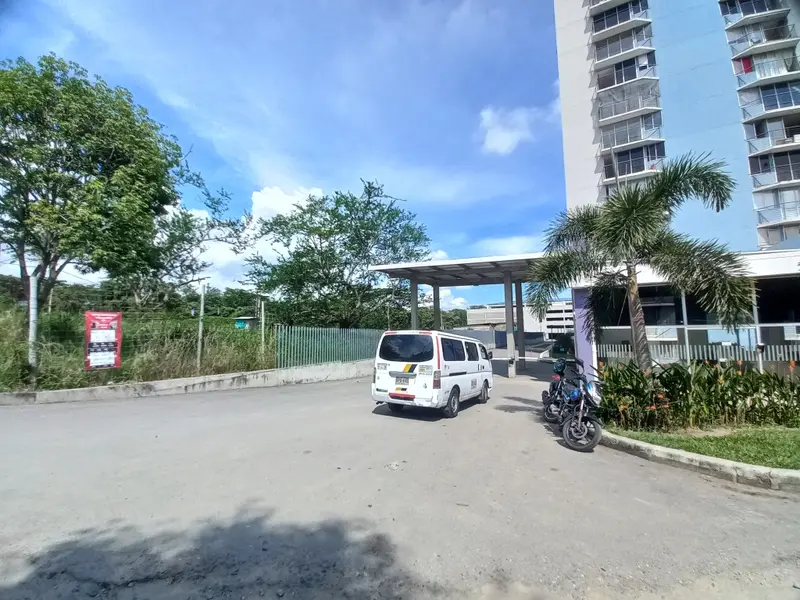 APARTAMENTO en ARRIENDO en CONJUNTO RESIDENCIAL FRONTINO PISO 6 — 2