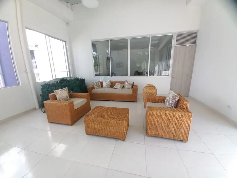APARTAMENTO en ARRIENDO en CONJUNTO RESIDENCIAL FRONTINO PISO 6 — 4