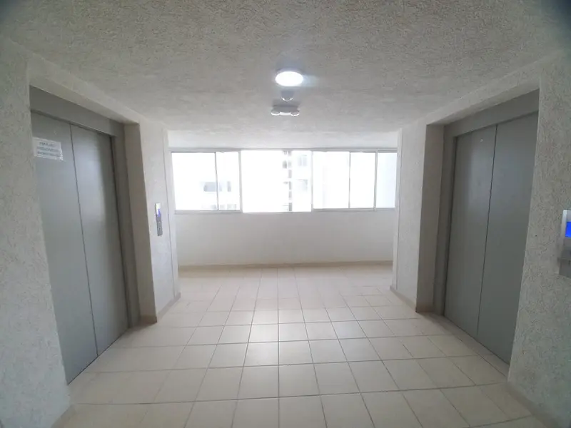 APARTAMENTO en ARRIENDO en CONJUNTO RESIDENCIAL FRONTINO PISO 6 — 5