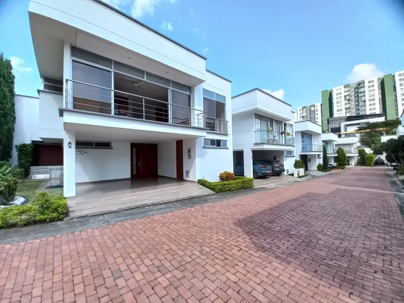 CASA en VENTA en FILADELFIA — 5