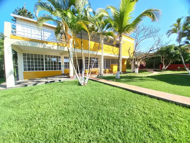 CASA en VENTA en VILLA LORELY- APARCO — 3
