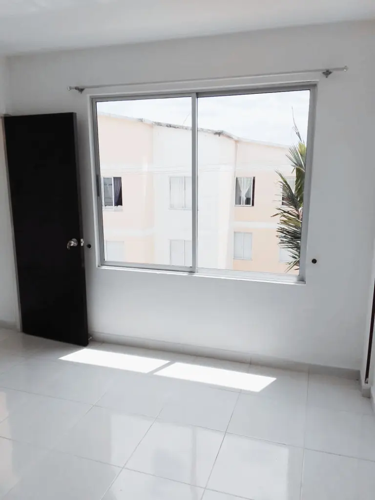 APARTAMENTO en VENTA en CONJUNTO CERRADO LOMALINDA PISO 4 SIN ASCENSOR — 4