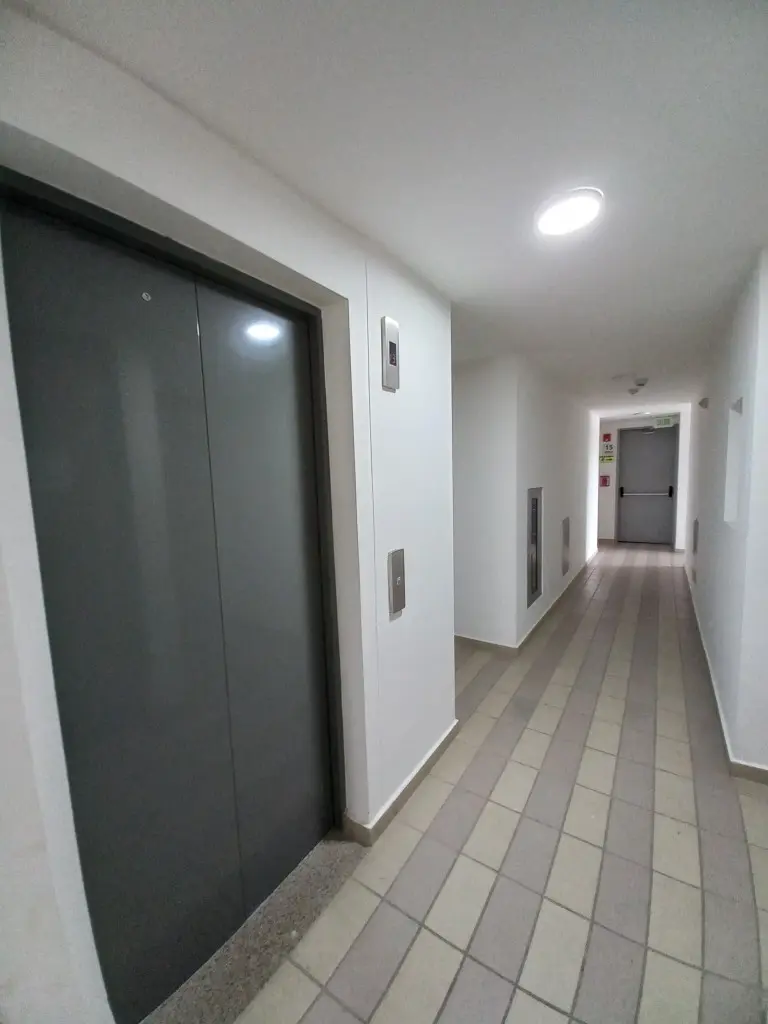 APARTAMENTO en VENTA en C.R BOSQUE RESERVADO  PISO 15 — 4