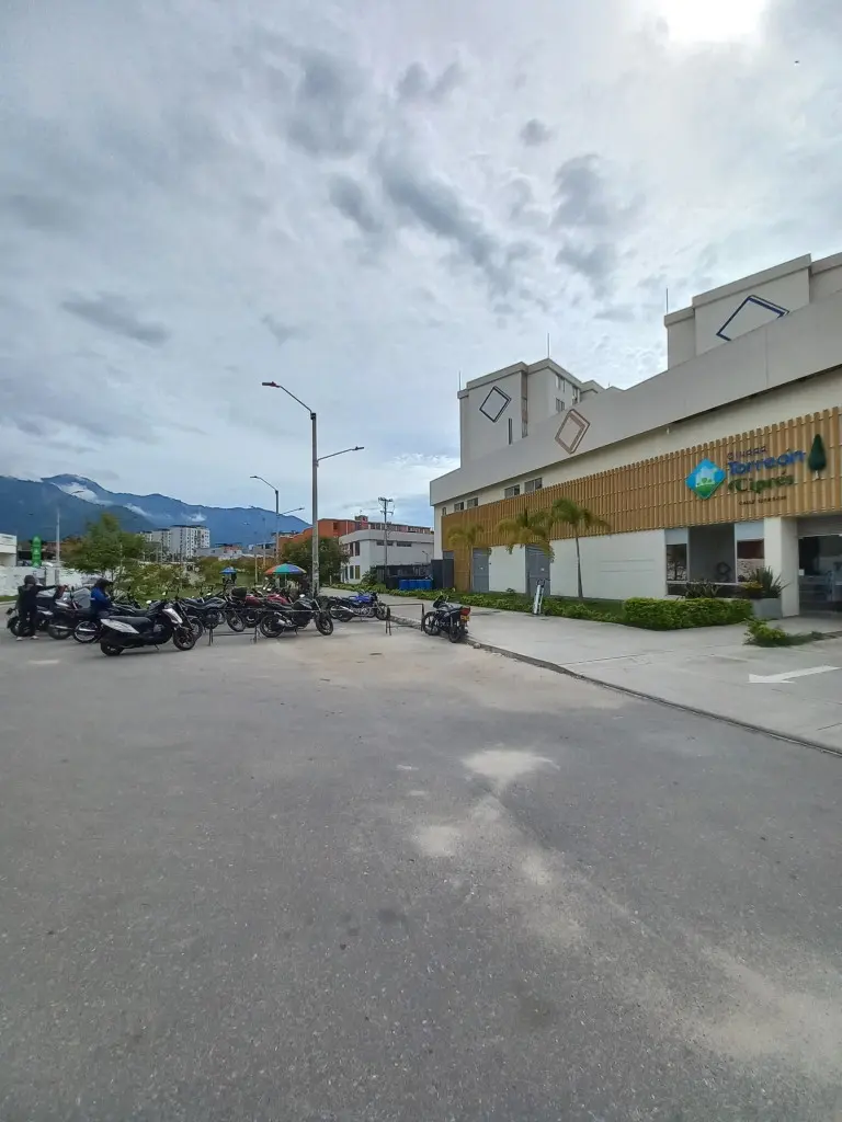 APARTAMENTO en VENTA en CONJUNTO RESIDENCIAL CIPRES PISO 6 — 2