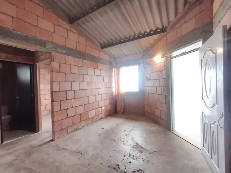 APARTAMENTO en VENTA en MULTIFAMILIAR LA PALMA ЕТАРА III PISO 4 — 3