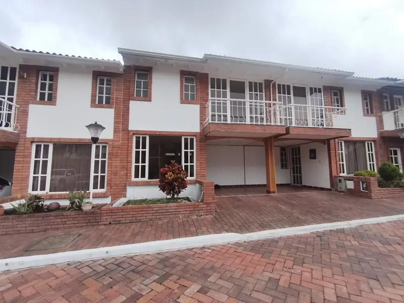 CASA en VENTA en CONJUNTO RESIDENCIAL QUINTAS DE LOS ROSALES — 2