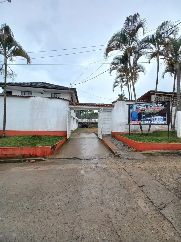 FINCA en VENTA en VILLA VICTORIA -AMBALA