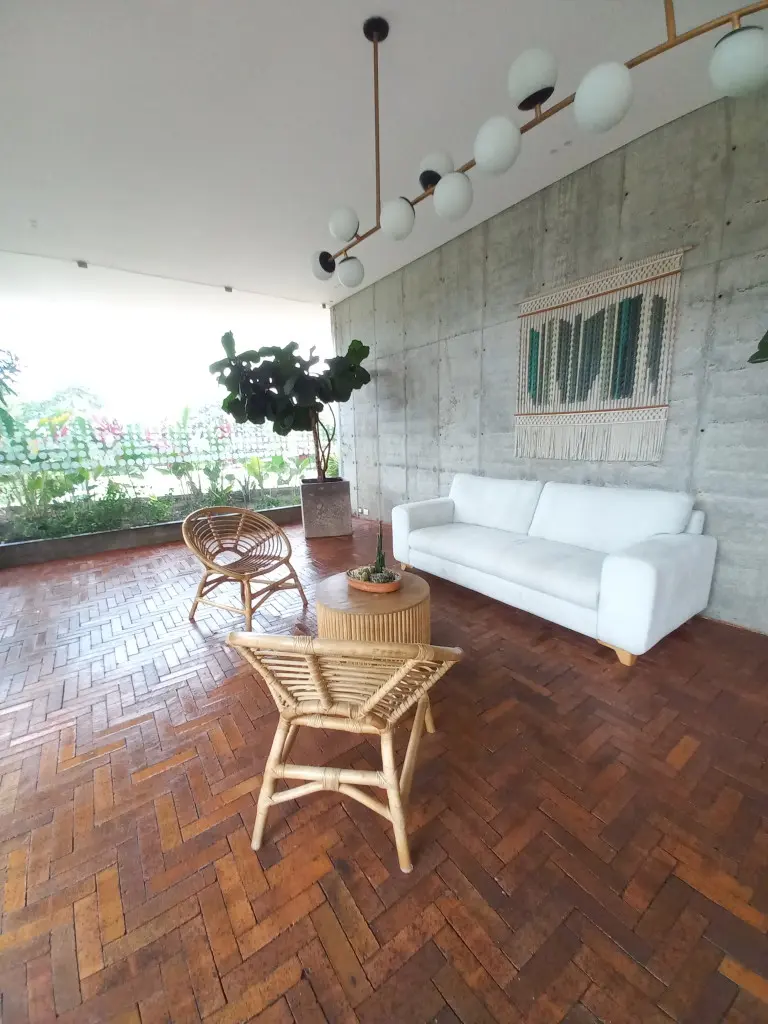 APARTAMENTO en VENTA en C.R BOSQUE SERENO PISO 9 — 3