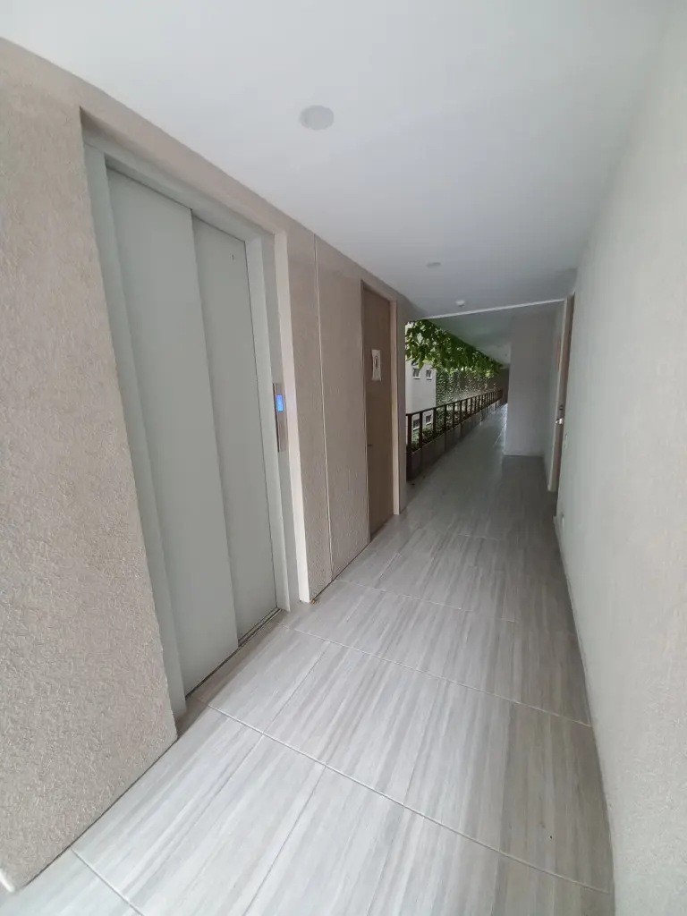 APARTAMENTO en VENTA en C.R BOSQUE SERENO PISO 9 — 4