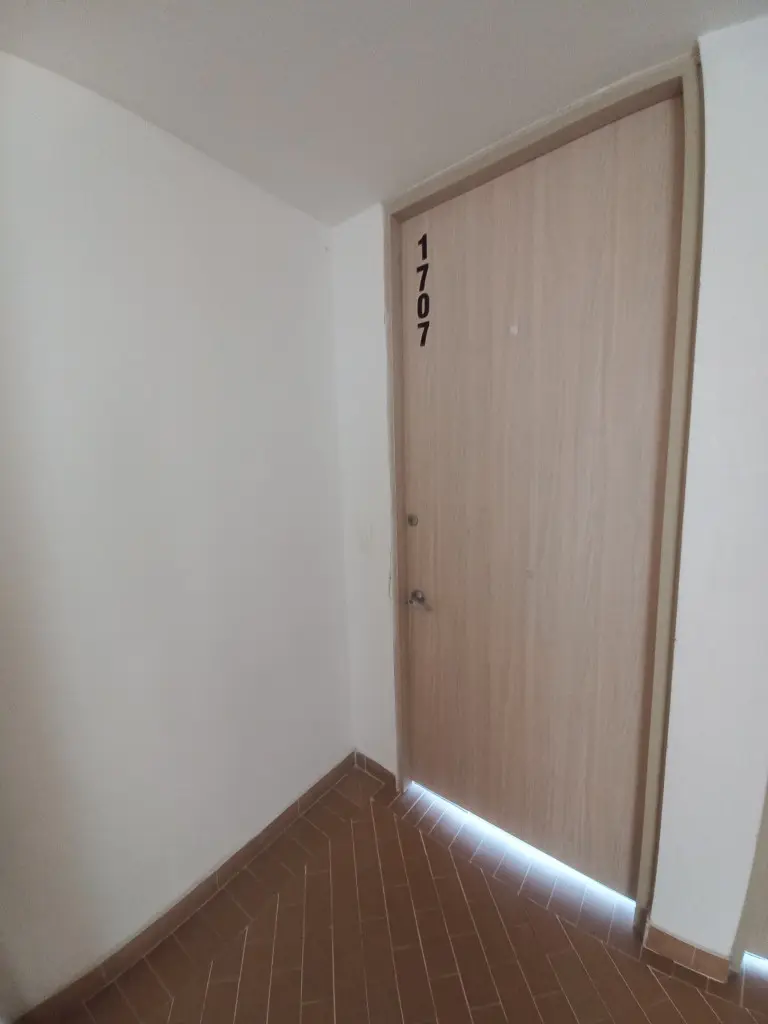 APARTAMENTO en VENTA en MIRADOR DE LOS ANDES PISO 17 — 5