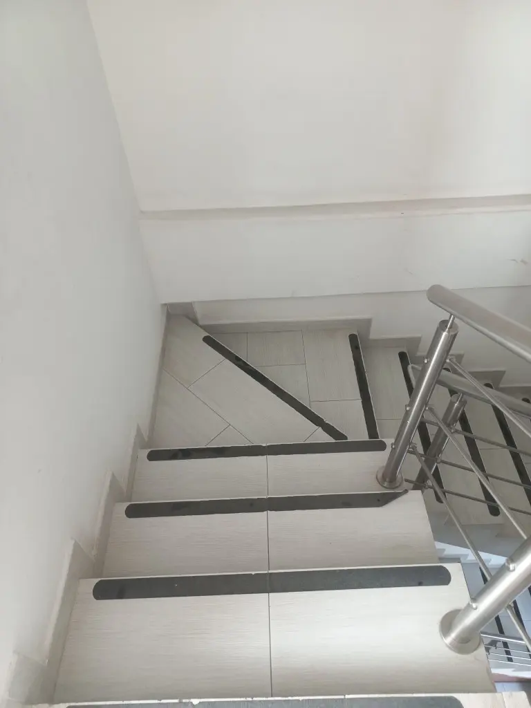 OFICINA en ARRIENDO en CENTRO DE NEGOCIOS AVENIDA 60 PISO 2 — 2