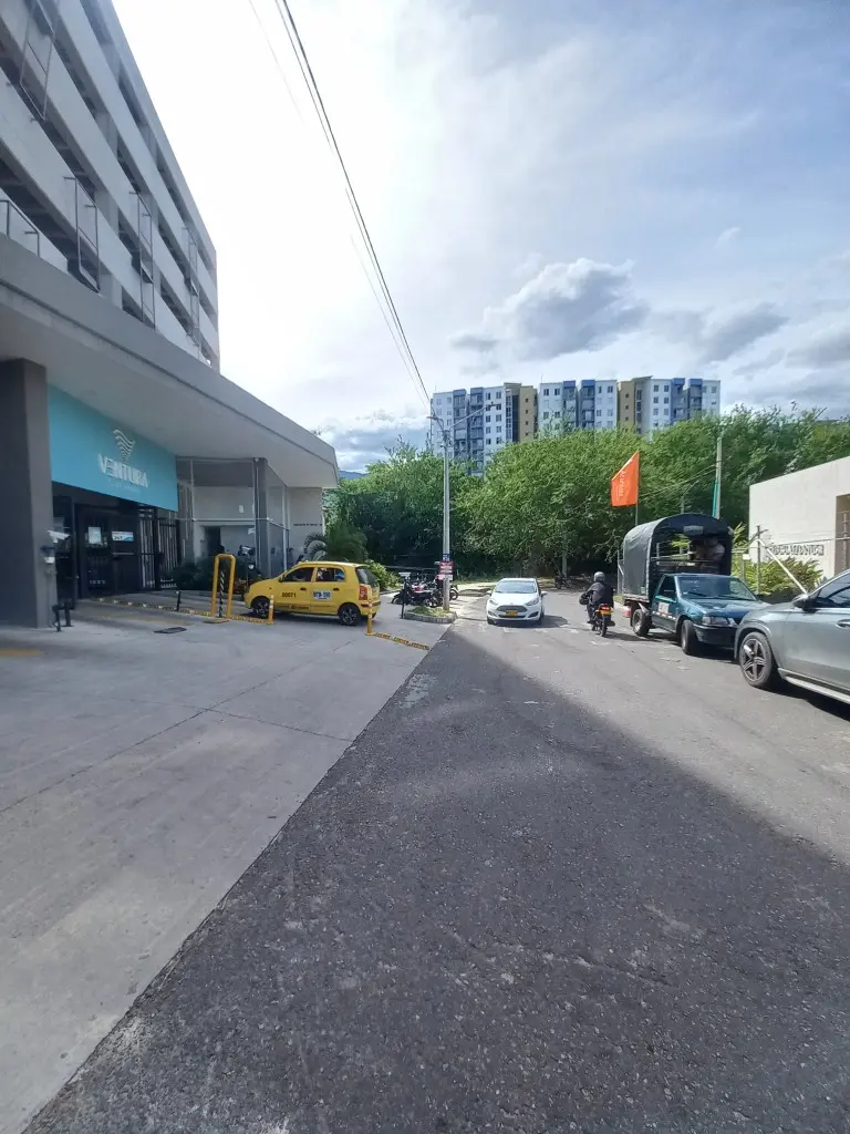 APARTAMENTO en ARRIENDO en CONJUNTO VENTURA PISO 6 — 2
