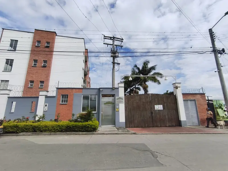 APARTAMENTO en VENTA en CONJUNTO CERRADO BOSQUES DE LA CAÑADA PISO 2