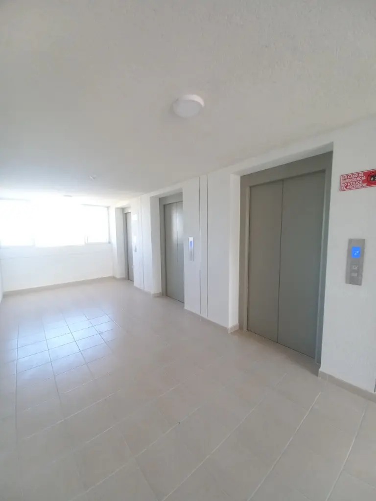 APARTAMENTO en ARRIENDO en CONJUNTO RESIDENCIAL FRONTINO PISO 9 — 4