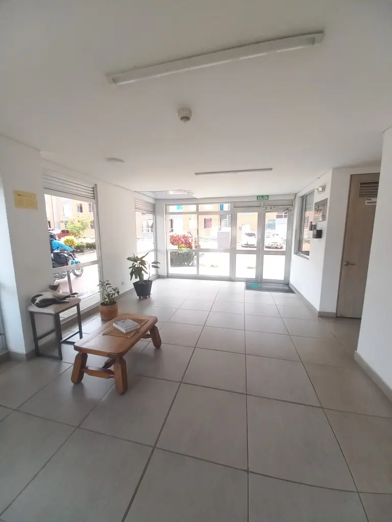 APARTAMENTO en ARRIENDO en ARBOLEDA ARENILLO PISO 5 SIN ASCENSOR — 4