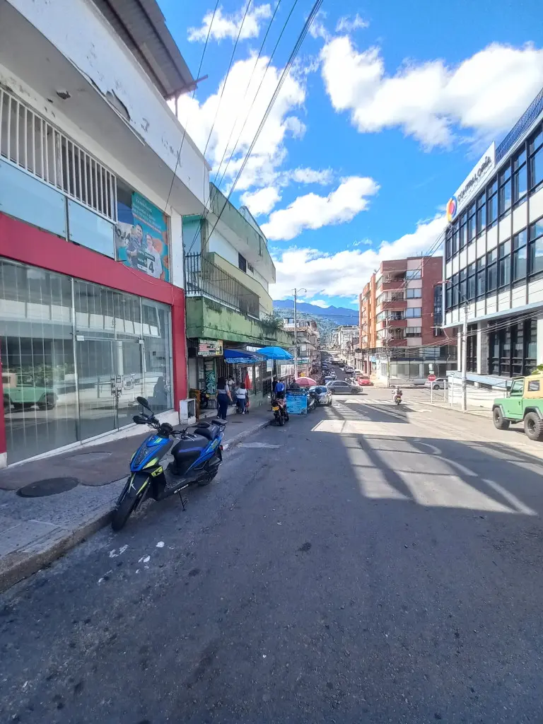LOCAL en ARRIENDO en CALLE 14 ENTRE 3 Y 4 PRIMER PISO — 2
